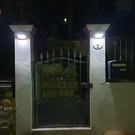 Le Mas Du Pic Des Fees Casa de Férias Hyères