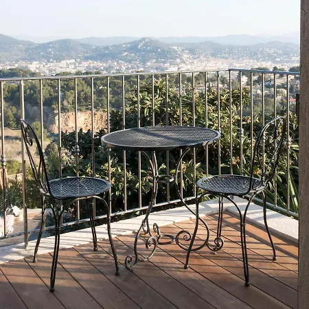 Le Mas Du Pic Des Fees Casa de Férias *